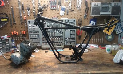 Sorry the attached pic doesn't have any riding tutorial pictures in the background...I'll work on that for the next pic...