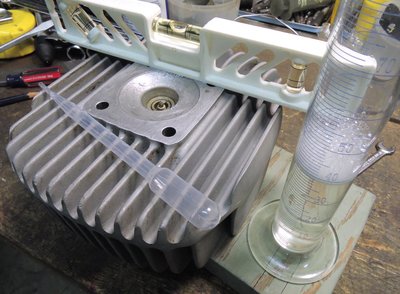 Testing  combustion chamber volume. (kinda)