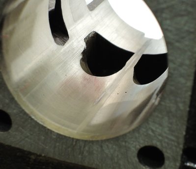 Cylinder seizure tracks