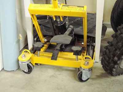 Harbor Freight lift