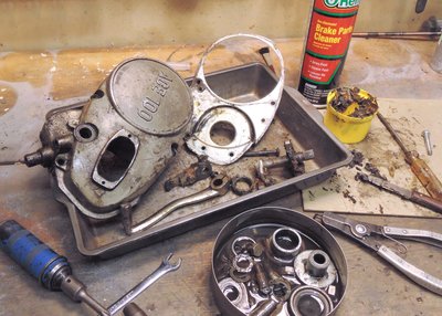 Battery ignition or at least no flywheel.