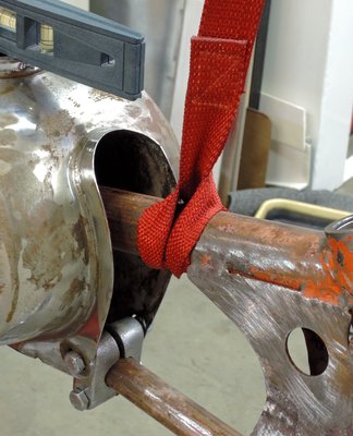 Recycled (so to speak) adjustable mount.